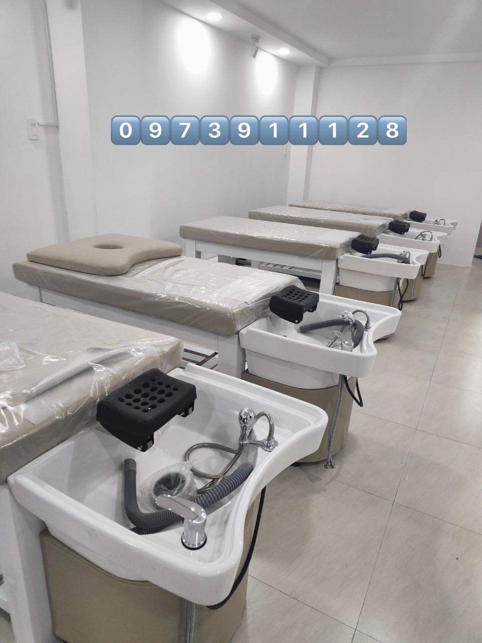 BỒN SỨ TAI THỎ CAO CẤP